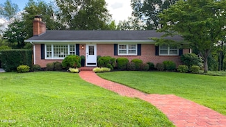 412 Brookwood Dr, Bristol, TN 37620