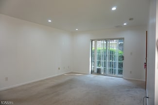 786-802 Summer Ave Unit B2, Newark, NJ 07104