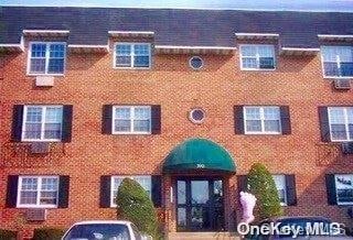 420 Maryland Ave Unit 3B, Staten Island, NY 10305