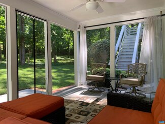1888 Franklin Dr, Charlottesville, VA 22911