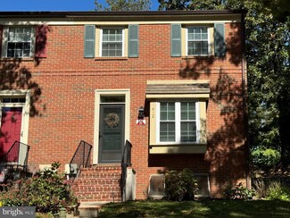 412 Saw Mill Ct, Norristown, PA 19401