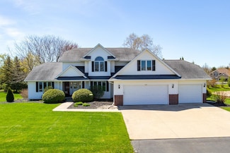 4567 Bellhaven Ln, Oshkosh, WI 54904