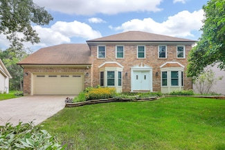 1736 Mundelein Rd, Naperville, IL 60565