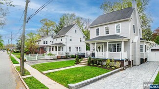 238 Milford Ave, New Milford, NJ 07646