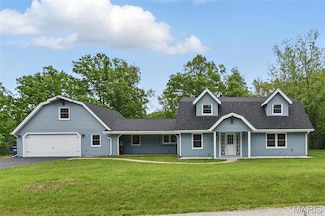 10 Briarwood Ct, Warrenton, MO 63383