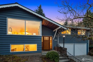 3911 NE 100th St, Seattle, WA 98125