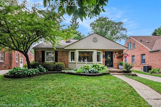 2313 Elmhurst Ave, Royal Oak, MI 48073