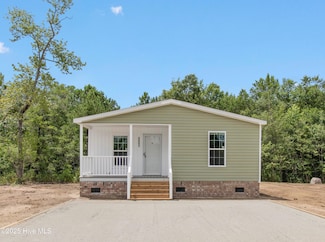6801 Lewis Dr SE, Winnabow, NC 28479