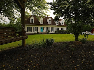 87 Northwood Ln, Cumberland, VA 23040