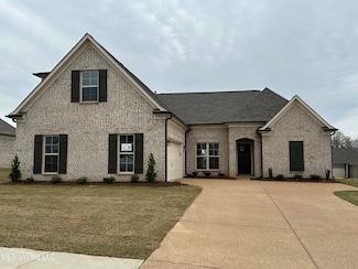 1776 Benton Dr, Hernando, MS 38651