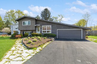 6312 Londonderry Dr, Cary, IL 60013