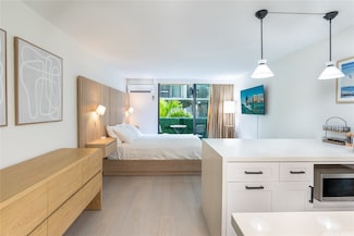 2425 Kuhio Ave Unit 309, Honolulu, HI 96815