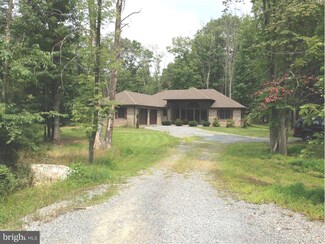1 Quaker Trail, Capon Bridge, WV 26711