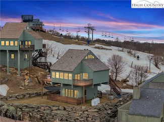 107 Beechtop Rd, Beech Mountain, NC 28604