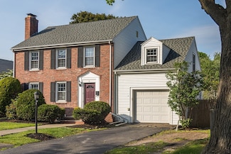 6 Ralph Rd, Marblehead, MA 01945