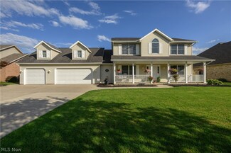 112 Howard Dr, Dover, OH 44622