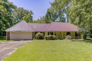 4311 1/2 S Glenn Dr, Vicksburg, MS 39180
