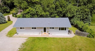 11812 Fox River Rd, Twin Lakes, WI 53181