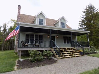 94 Woody Ln, Cushing, ME 04563