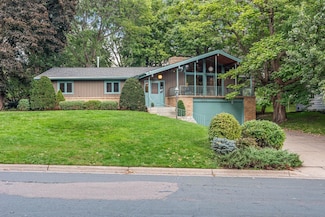 7823 Alden Way NE, Minneapolis, MN 55432