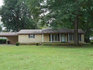 53 Evans St, Friendship, TN 38034