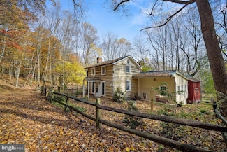 41788 Stumptown Rd, Leesburg, VA 20176