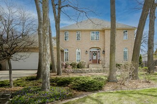 7541 Foxwood Dr, Schererville, IN 46375