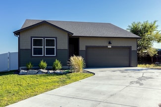 5414 E Bridgeport Ct, Spokane, WA 99217