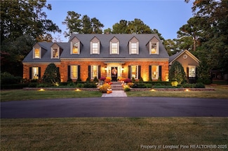 2922 Skye Dr, Fayetteville, NC 28303