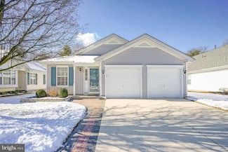 102 Avocet Ln, West Deptford, NJ 08086