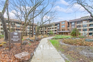 1401 Burr Oak Rd Unit 314B, Hinsdale, IL 60521
