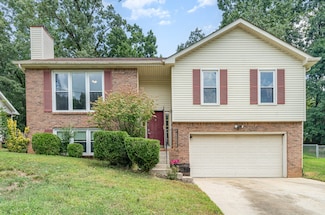 1215 Verkler Dr, Clarksville, TN 37042