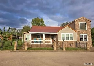 115 S Whitener St, Marquand, MO 63655