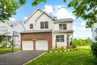 98 Canal View Dr, Lawrence Township, NJ 08648