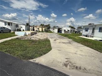231 Inner Dr E, Venice, FL 34285