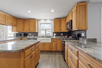 18 Bernhardt Rd, Ashby, MA 01431
