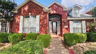 17712 River Chase Dr, Dallas, TX 75287