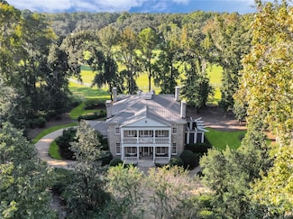 187 Jimmy Blige Ln, Richmond Hill, GA 31324