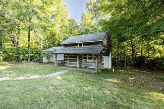 3275 S Knightridge Rd, Bloomington, IN 47401