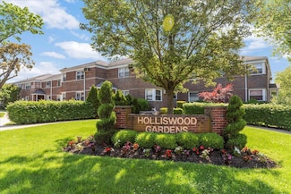 198-28 Pompeii Ave Unit 1A, Hollis, NY 11423