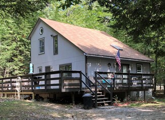 1268 Highland Cir, Frye Island, ME 04071