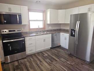 2704 Otis Rd SE, Cedar Rapids, IA 52403