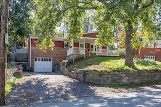 205 Parkedge Rd, Pittsburgh, PA 15220