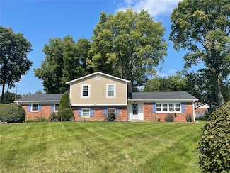 7506 Radburn Cir, Indianapolis, IN 46214
