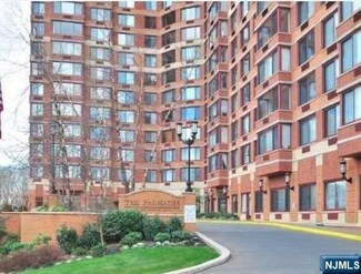 100 Old Palisade Rd Unit 2810, Fort Lee, NJ 07024