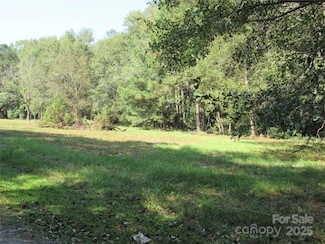 12540 Gibson Rd, Laurinburg, NC 28352