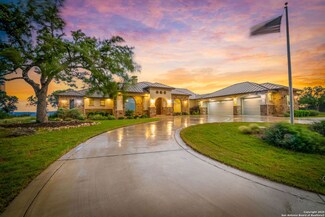 123 Riddle Rd, Spring Branch, TX 78070