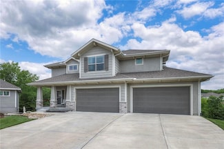 2870 W Wabash St, Olathe, KS 66061