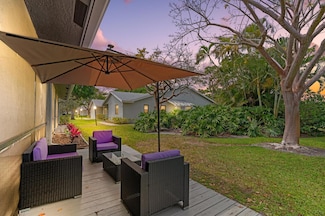 2707 Lowson Blvd Unit B, Delray Beach, FL 33445