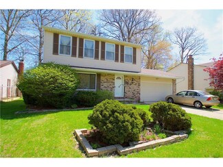 5787 Springwood Ct, Mentor On the Lake, OH 44060
